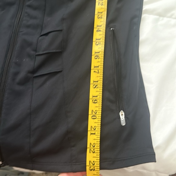 Oiselle Ari Jacket, Size 8 - Picture 9 of 10